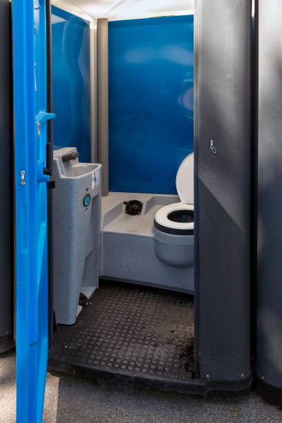 Portable Toilet Options We Offer in Calverton, MD